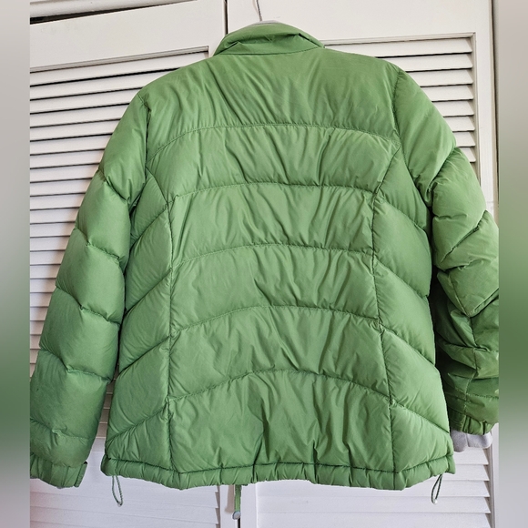 L.L. Bean Green Puffer Jacket Medium - Picture 2 of 9